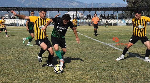 Komşu derbisini Kınıkspor kazandı
