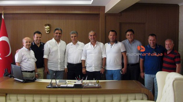 KONYAAALTI’NIN EN ÖNEMLİ SORUNU SAHİLİ
