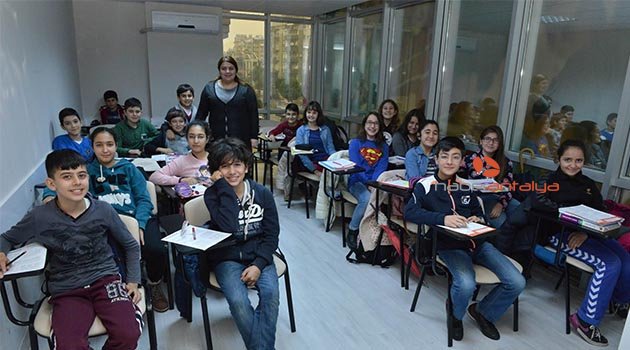 Konyaaltı Belediyesi’nin LGS başarısı