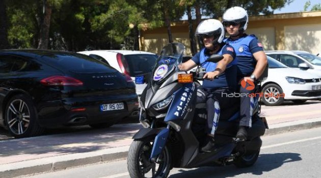 Konyaaltı'nda motorize zabıta iş başında