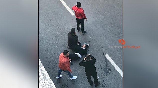 Köprülü kavşaktan yola düşen ortaokul öğrencisi yaralandı