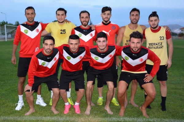 KORKUTELİ BELEDİYESPOR'A 9 YENİ OYUNCU