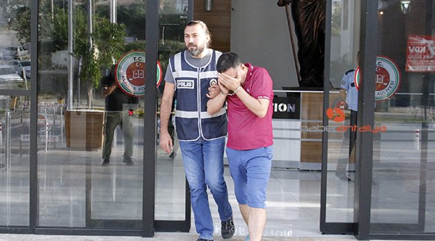  Korsan taksici uyuşturucuyla yakalandı
