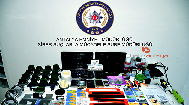 kredi kartı kopyalayan 4 kişi yakalandı