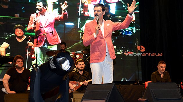KUMLUCA'DA RAMAZAN ÇELİK KONSERİ