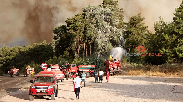 KUMLUCA'DAKİ ORMAN YANGINI BU SABAH YENİDEN BAŞLADI