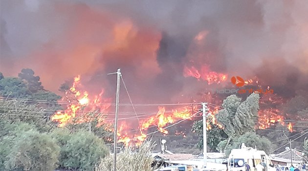 Kumluca'daki orman yangını söndürülemiyor