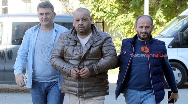 Kundaklanan otomobilde 60 bin lira da yandı