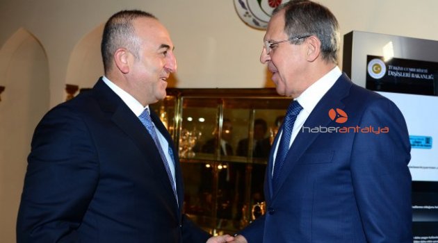 Lavrov, Çavuşoğlu İle Telefon Görüşmesi Yaptı