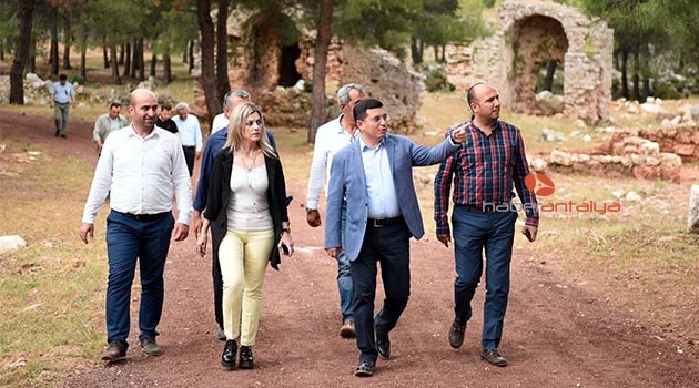 Lyrboton Kome açılıyor