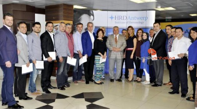 Mücevher Danışmanı Oldular
