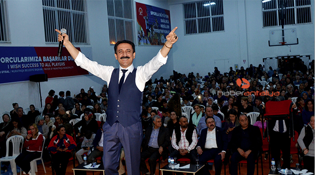 Mahallede coşkulu konser