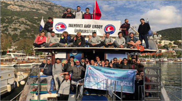 MAKÜ'lü öğrencilere dalış eğitimi