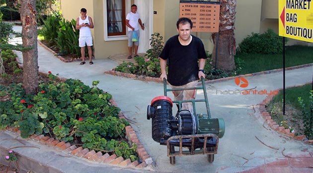 Manavgat’ta müşteri dolu otele icra