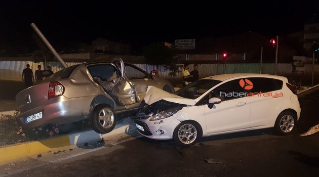 Manavgat’ta trafik kazası: 4 yaralı
