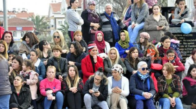 Manavgat'ta kadınlardan 'sessiz çığlık'