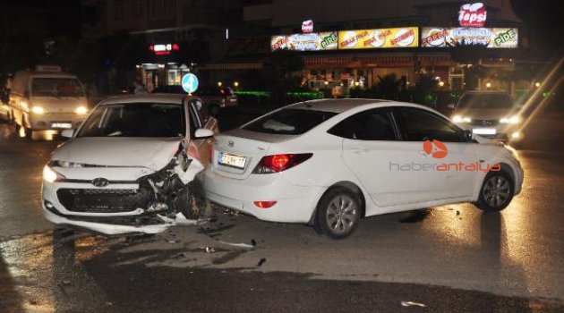 Manavgat'ta trafik kazası: 1 yaralı