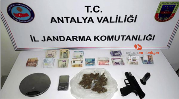 Manavgat'ta uyuşturucu operasyonu