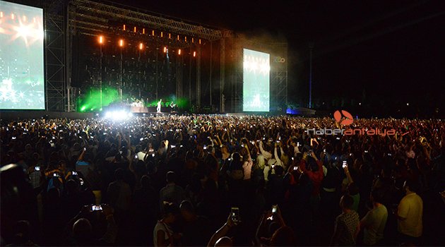 MAROON 5, EXPO 2016'YI SALLADI