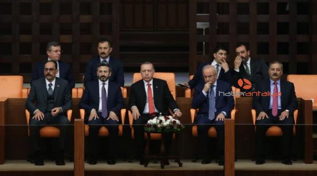 Mecliste 23 Nisan oturumunda gergin anlar