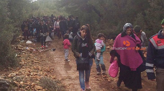 MEİS ADASI'NA GİTMEK İSTEYEN 146 KAÇAK YAKALANDI