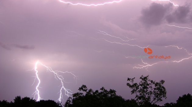 Meteoroloji Antalyalıları uyardı: Şiddetli yağış geliyor (Antalya hava durumu, İstanbul hava durumu)