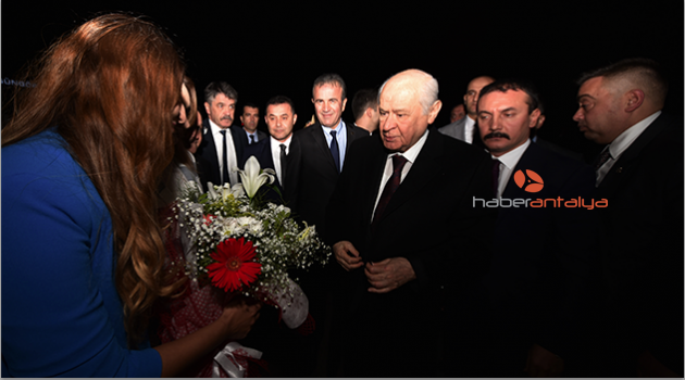 MHP lideri Bahçeli Antalya'da