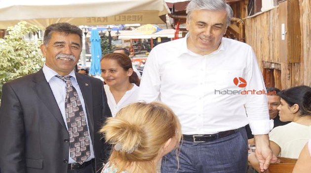 MHP'Lİ GÜNAL ESNAF ZİYARETİ YAPTI