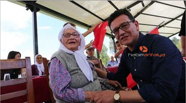 Milletvekili Atay Uslu, 103 yaşındaki anneannesini kaybetti
