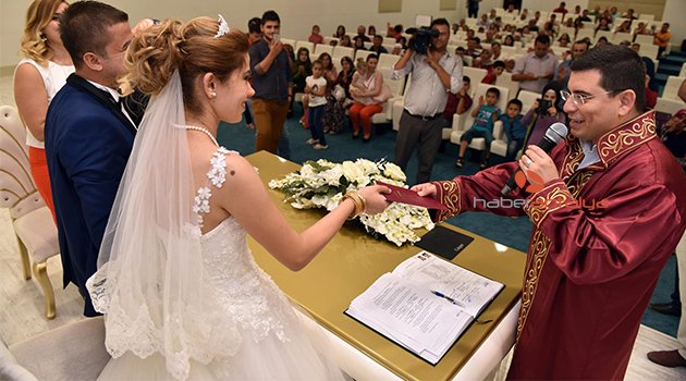 MİMAR SİNAN'DA İLK İMZALAR ATILDI