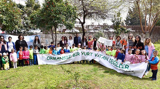 MİNİKLER 'DÜNYA SU GÜNÜ'NÜ KUTLADI