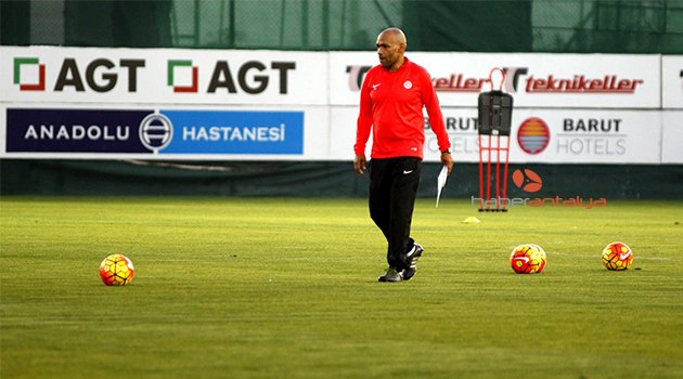 MORAIS YENİDEN TAKIMIN BAŞINDA