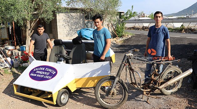 Motosiklet motorundan araba yaptılar