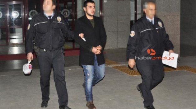 Motosikleti parçalayıp internetten satışa çıkardılar