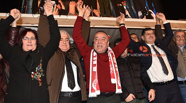 Muhittin Böcek’in adaylığından teşkilat memnun değil mi?