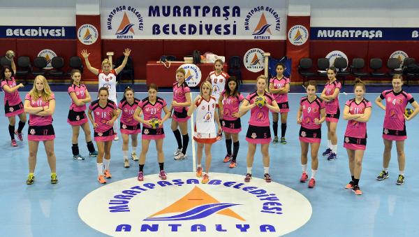 MURATPAŞA ALMANYA'DA GALİBİYET ARIYOR