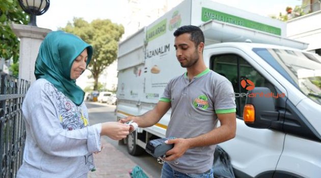 Muratpaşa, Çevreci Komşu Kart'la kazanıyor