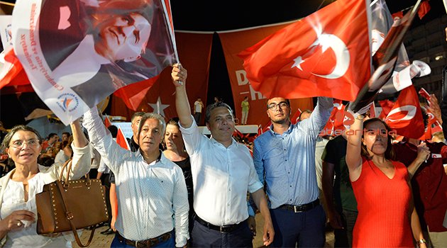 MURATPAŞA’DAN “BAYRAĞINI DA AL 30 AĞUSTOS’A GEL” ÇAĞRISI