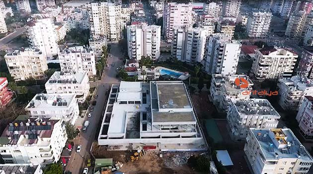 Muratpaşa Kültür Merkezi'ne Türkan Şoray'ın adı verildi