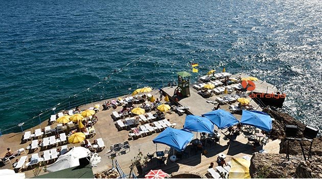 Muratpaşa plajlarına Mavi Bayrak