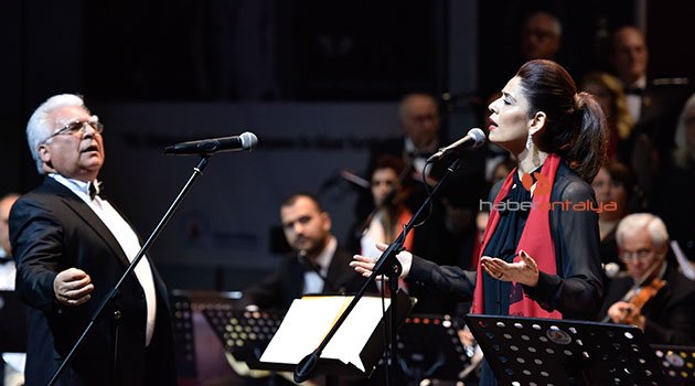 Muratpaşa'da geleneksel yeni yıl konseri
