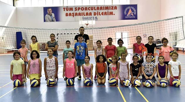Muratpaşa'da sporla dolu bir yaz