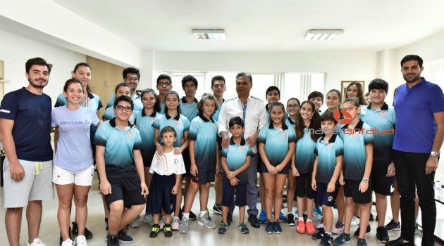 Muratpaşalı sporcular 8 madalyayla döndü