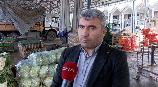 Nemli hava ve artan maliyet sebze- meyve üretimini olumsuz etkiledi