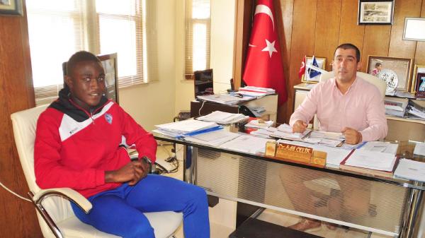 NİJERYALI OBOCHİ GAZİPAŞA BELEDİYESPOR'DA