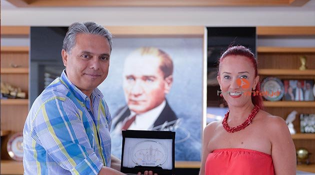 ÖDÜLLÜ SOPRANO NURDAN KÜÇÜKEKMEKÇİ MURATPAŞA'DA