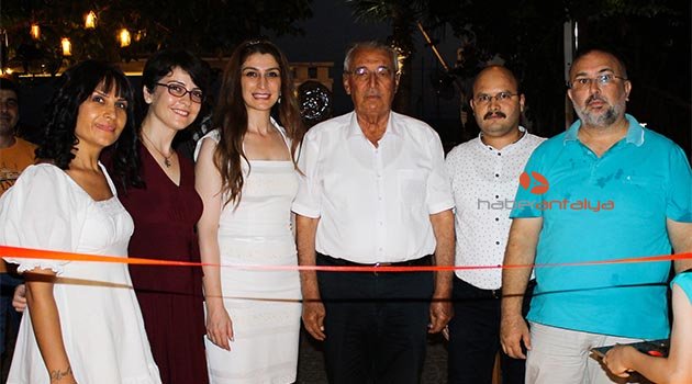Öğretmen kardeşlerden karma sergi