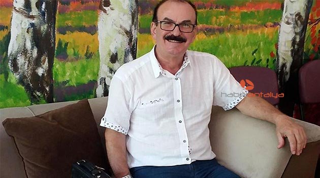 Öğretmen katilleri, kanlı kıyafetlerle bara gitmiş