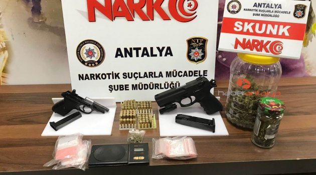 Okul yakınında zehir ticaretine operasyon