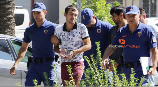 Otelden deri ceket çalan hırsızlar tutuklandı